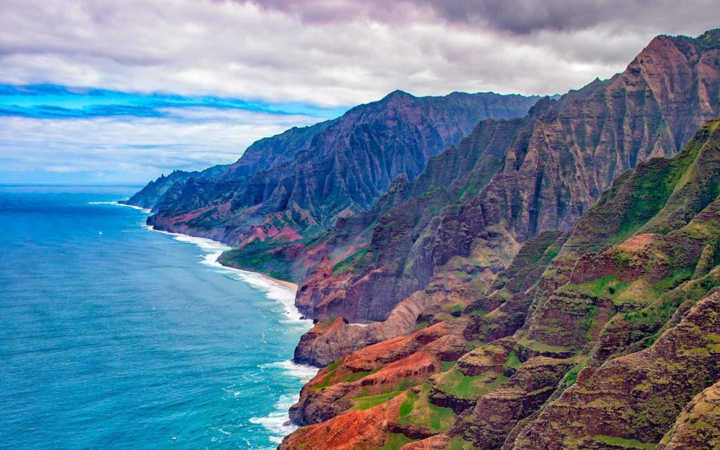 This image has an empty alt attribute; its file name is Kauai-1024x640.jpg